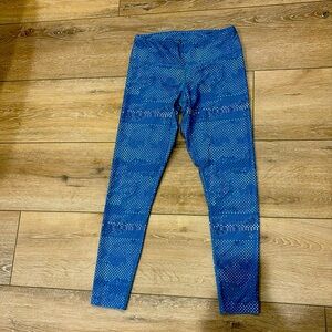 Women’s size Medium Sketchers Leggings